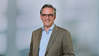 Portaitfoto Jakob Flechtner