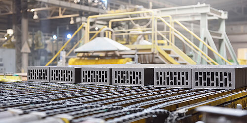 Keramikziegel in der Produktion