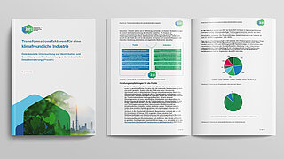 Darstellung der Titelseite und zweier Seiten der Begleitstudie "Transformationsfaktoren für eine klimafreundliche Industrie"